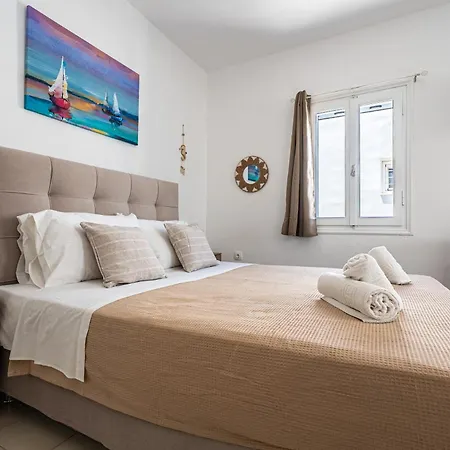 Tzivaeriparos Lejlighed