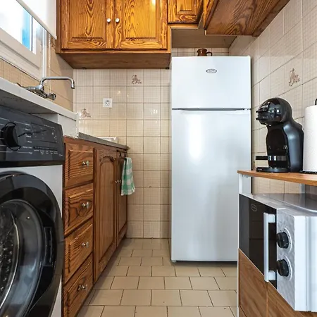 Tzivaeriparos Piso Livadi
