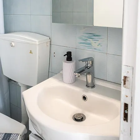 Tzivaeriparos Appartement *