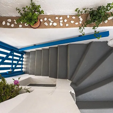 Tzivaeriparos * Piso Livadi